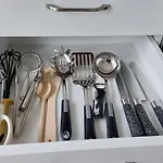 Mina Modern & Cozy Main Square Gtc アパート