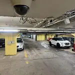 Mina Modern & Cozy Main Square Gtc Апартаменты *
