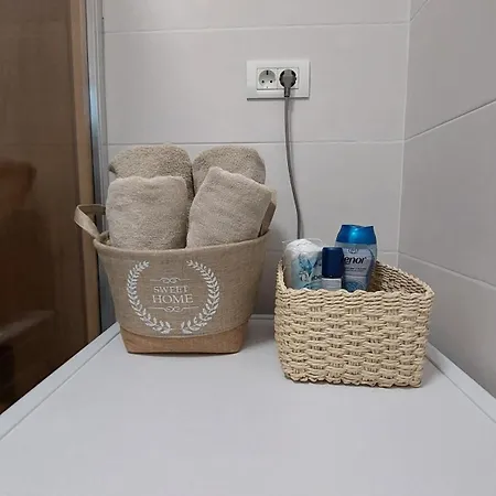 Mina Modern & Cozy Main Square Gtc Апартаменти