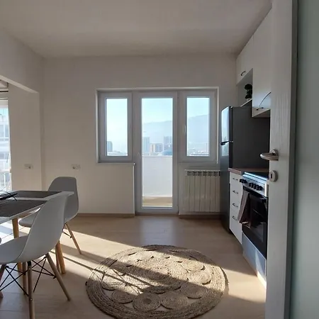 Apartment Mina Modern & Cozy Main Square Gtc *