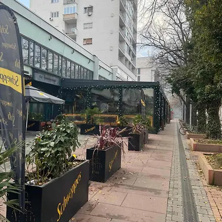 Mina Modern & Cozy Main Square Gtc Скоп'є