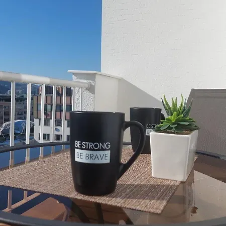 Mina Modern & Cozy Main Square Gtc * Скоп'є