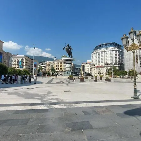 Mina Modern & Cozy Main Square Gtc Apartment Skopje