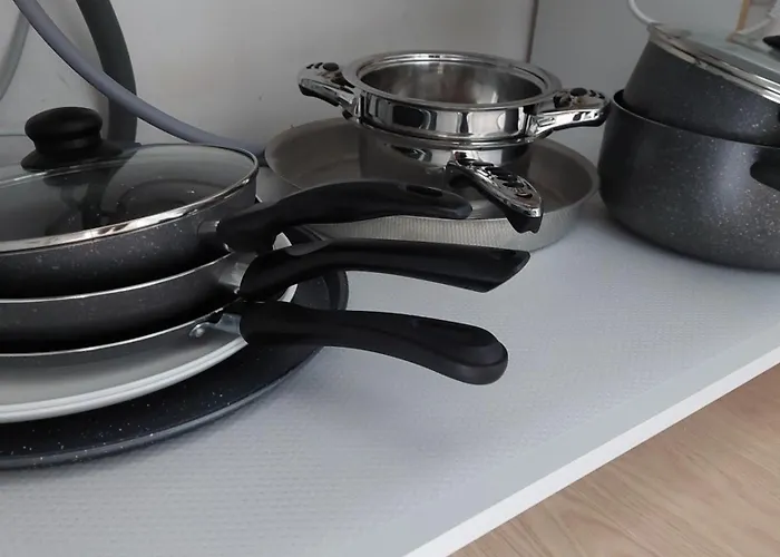 Mina Modern & Cozy Main Square Gtc