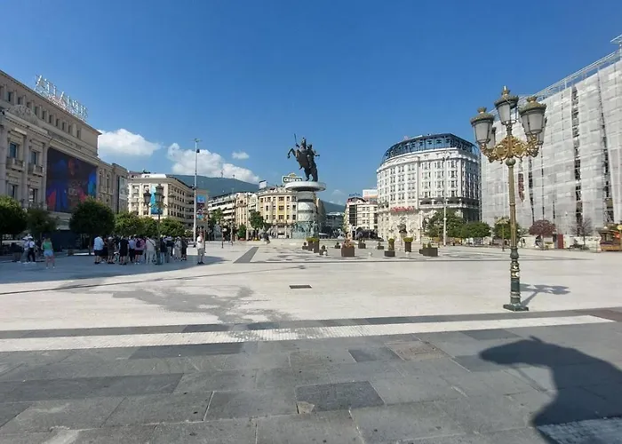 Mina Modern & Cozy Main Square Gtc Apartamento Skopie