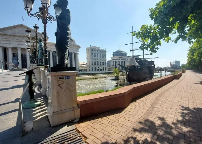 Mina Modern & Cozy Main Square Gtc Skopie